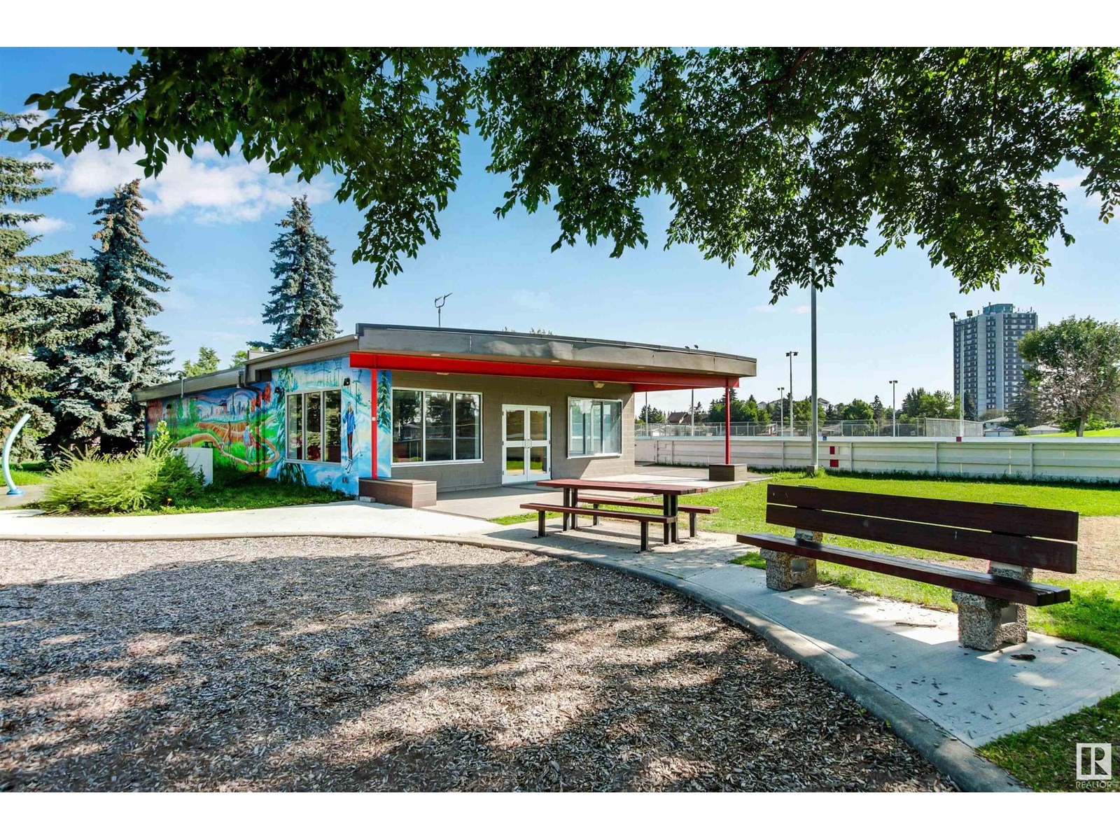 Photo 70 of 4716 124 St Nw, Edmonton AB
