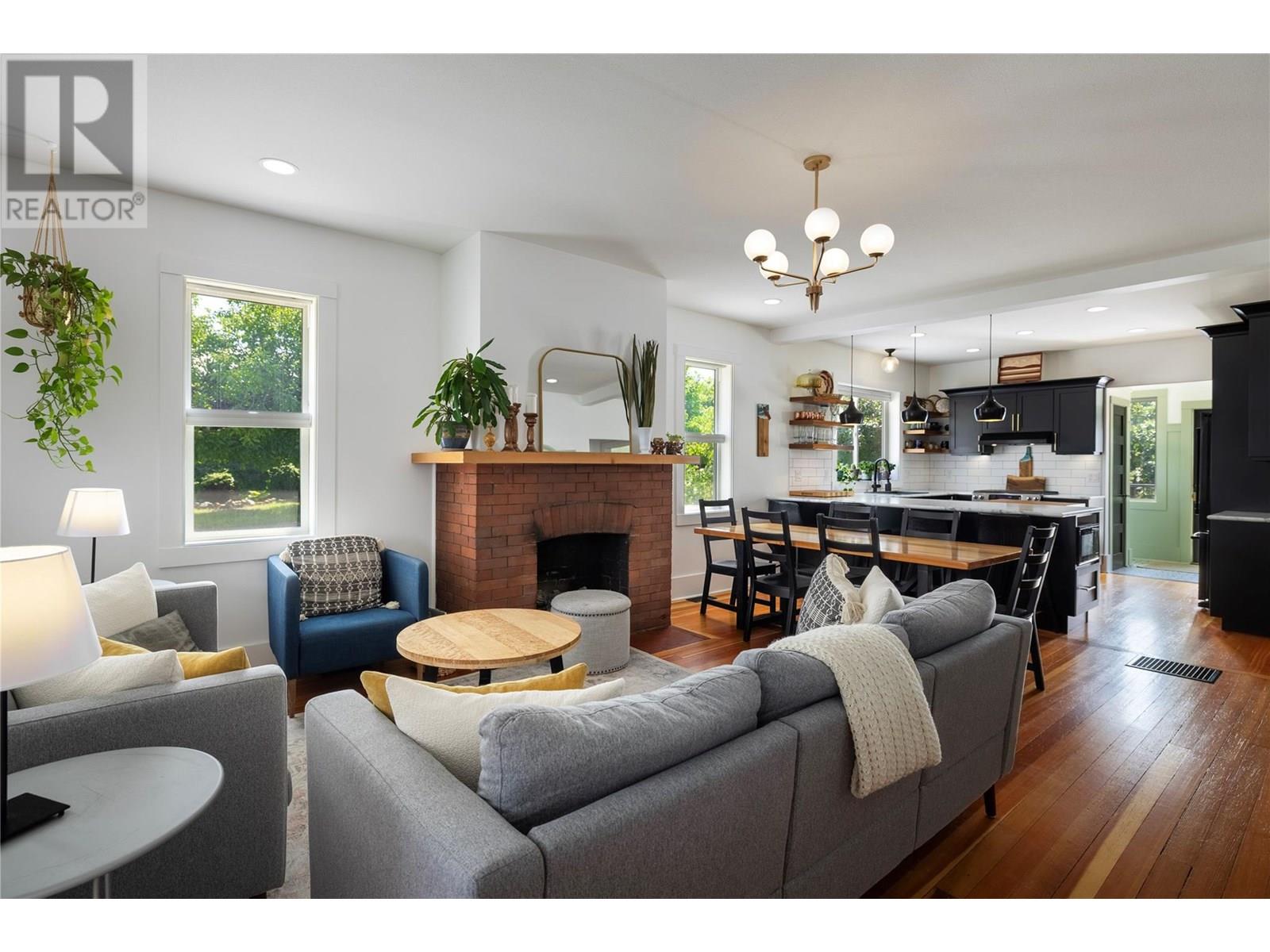 Photo 7 of 2500 39 Avenue, Vernon BC