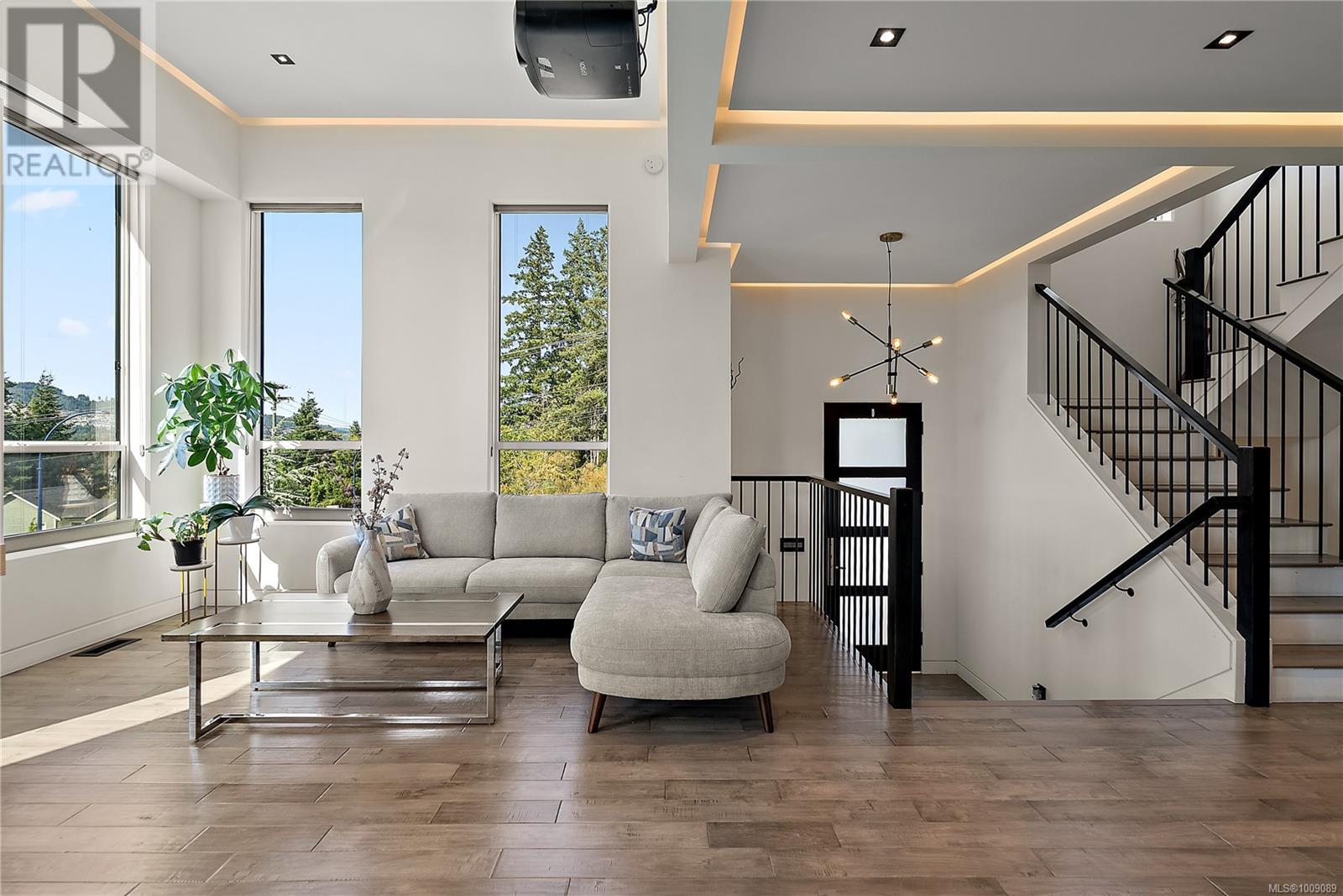 Photo 5 of 3552 Myles Mansell Rd, Langford BC