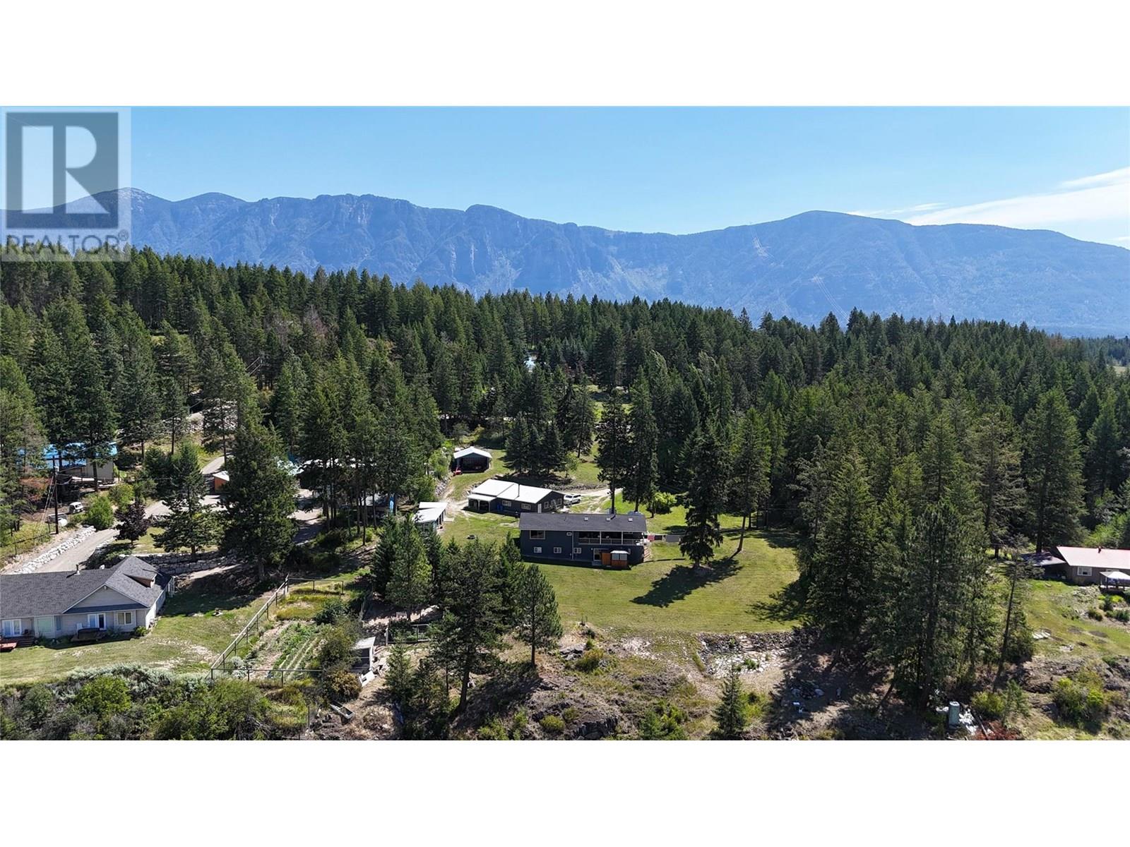 Photo 42 of 1325 Fox Tree Hill Road, Creston BC