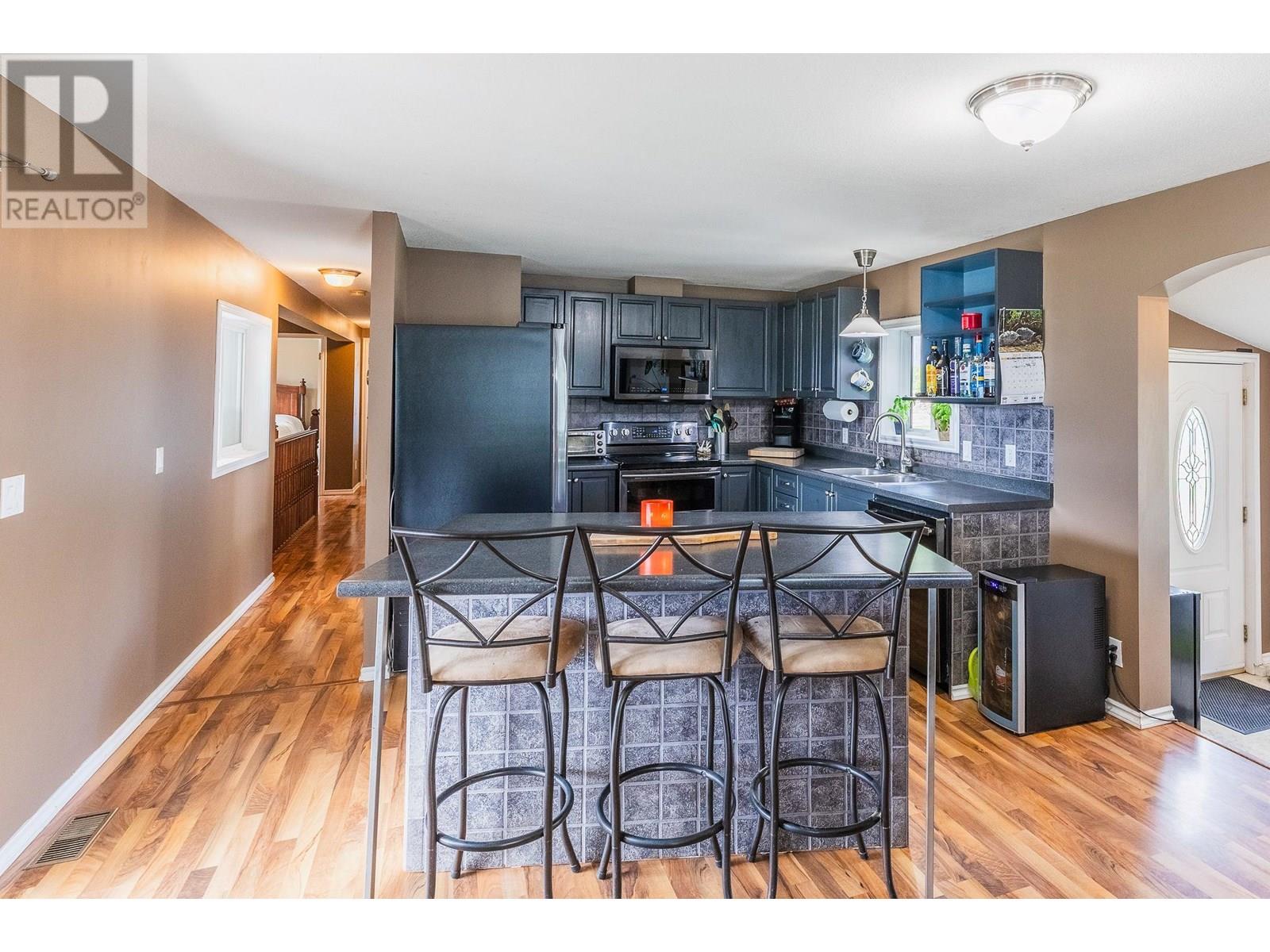 Photo 19 of 1325 Fox Tree Hill Road, Creston BC