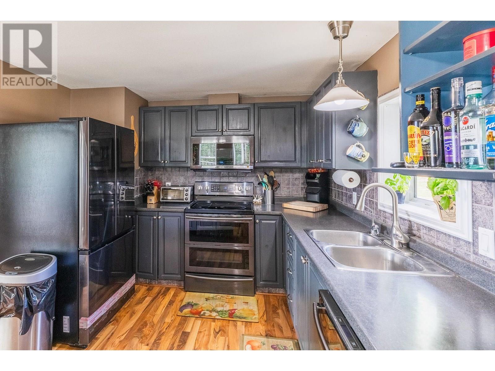Photo 37 of 1325 Fox Tree Hill Road, Creston BC