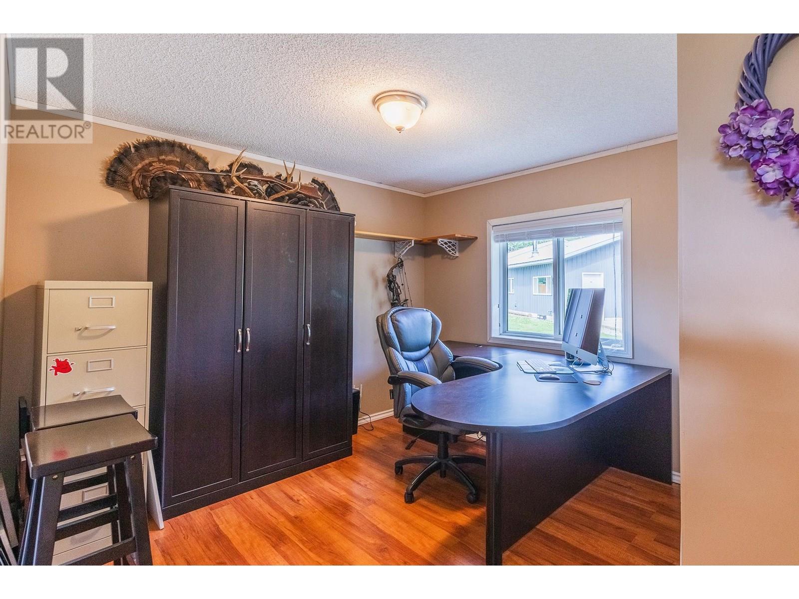 Photo 38 of 1325 Fox Tree Hill Road, Creston BC