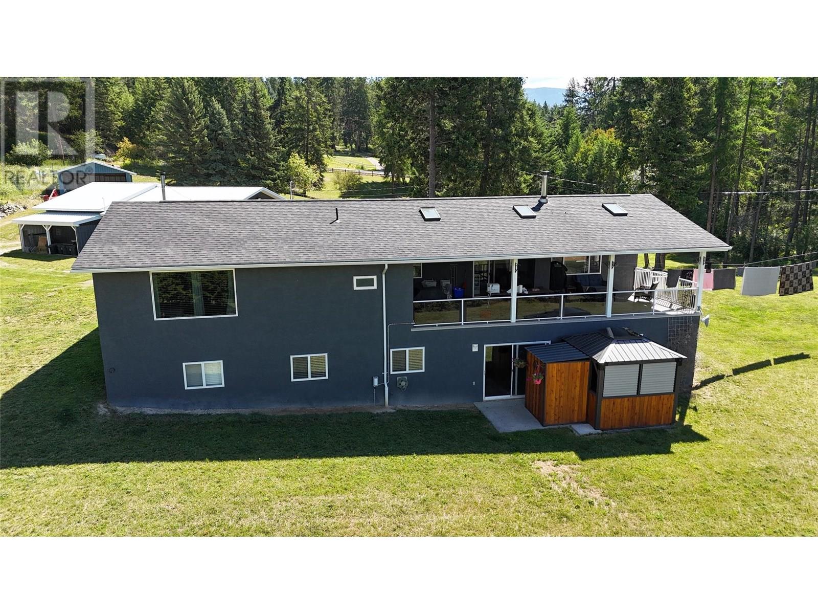 Photo 30 of 1325 Fox Tree Hill Road, Creston BC