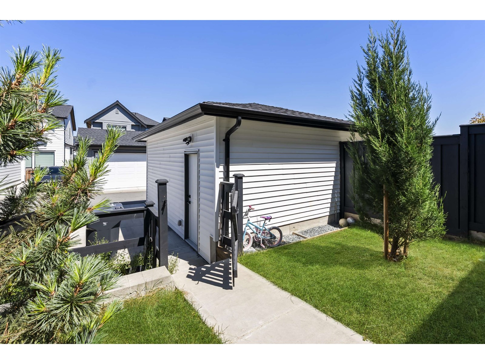 19637 76 AVENUE, Langley