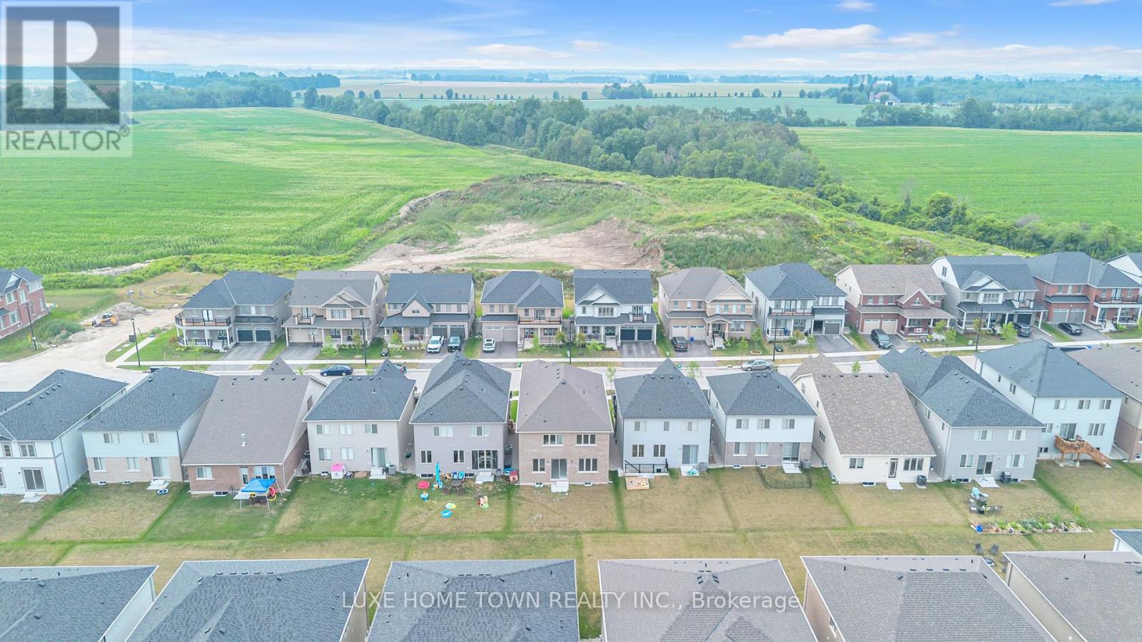 Photo 40 of 159 Rea Drive, Centre Wellington ON