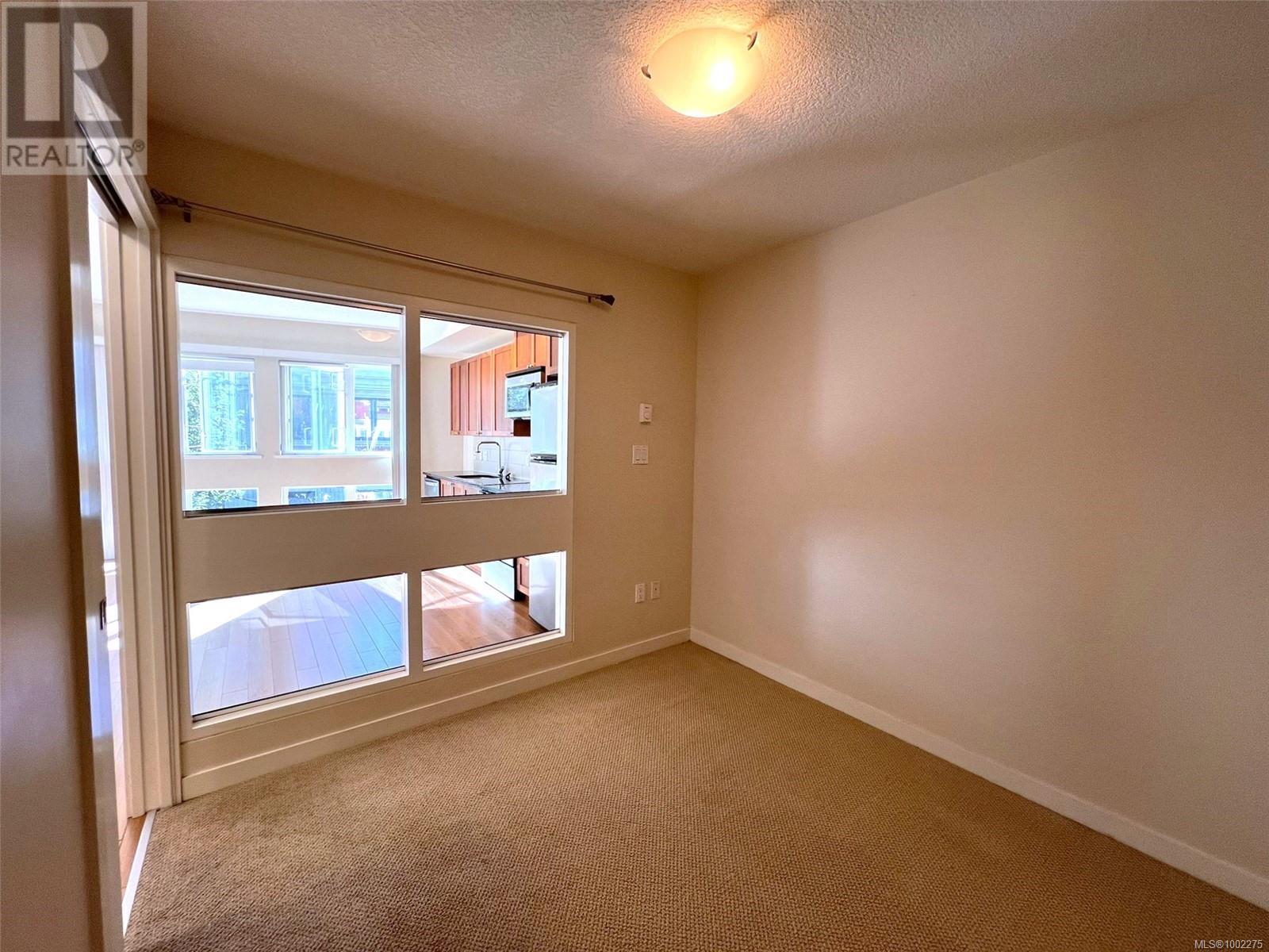Photo 6 of 320 99 Chapel St, Nanaimo BC