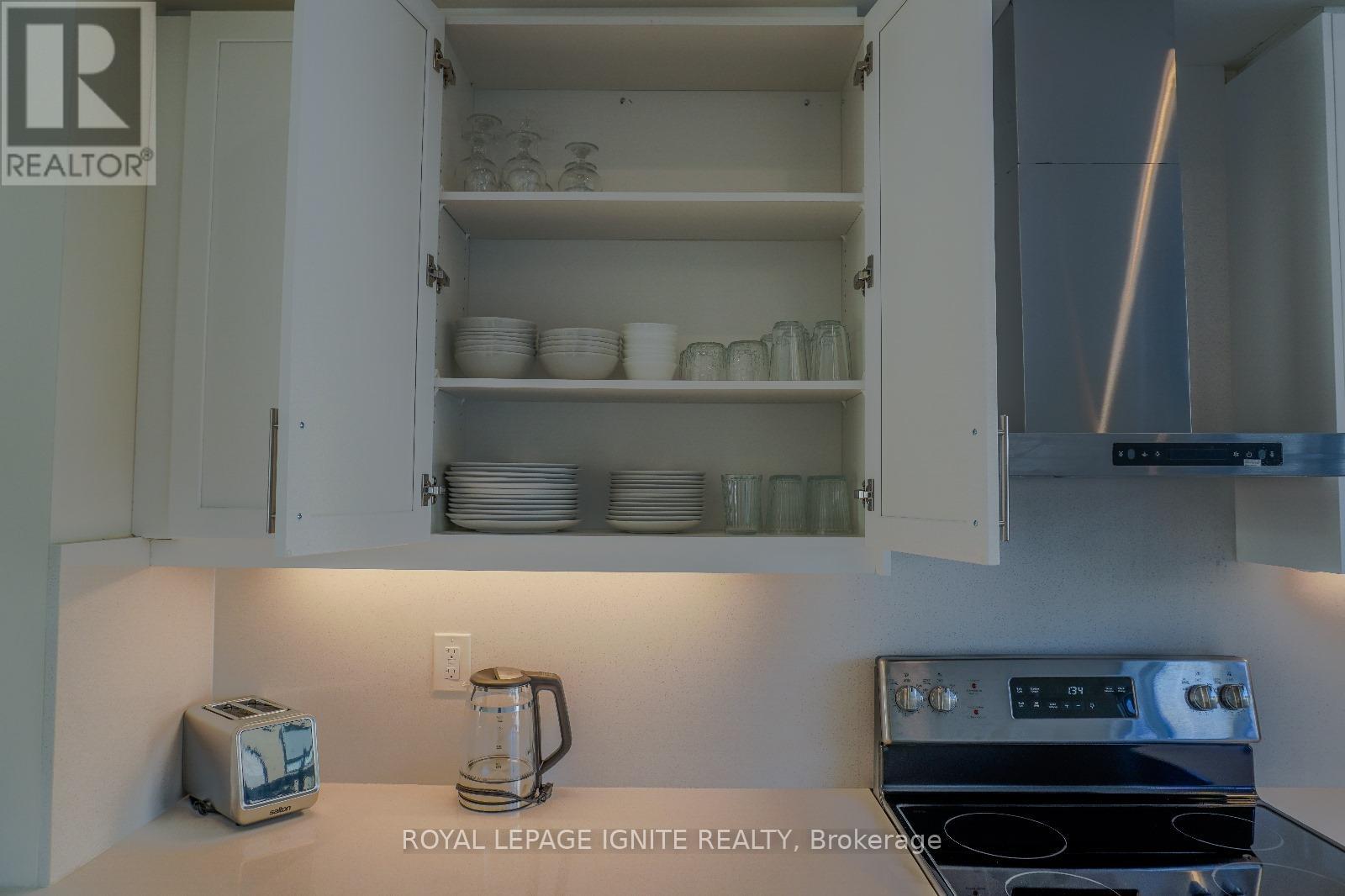 Photo 18 of 567 Port Darlington Road, Clarington ON