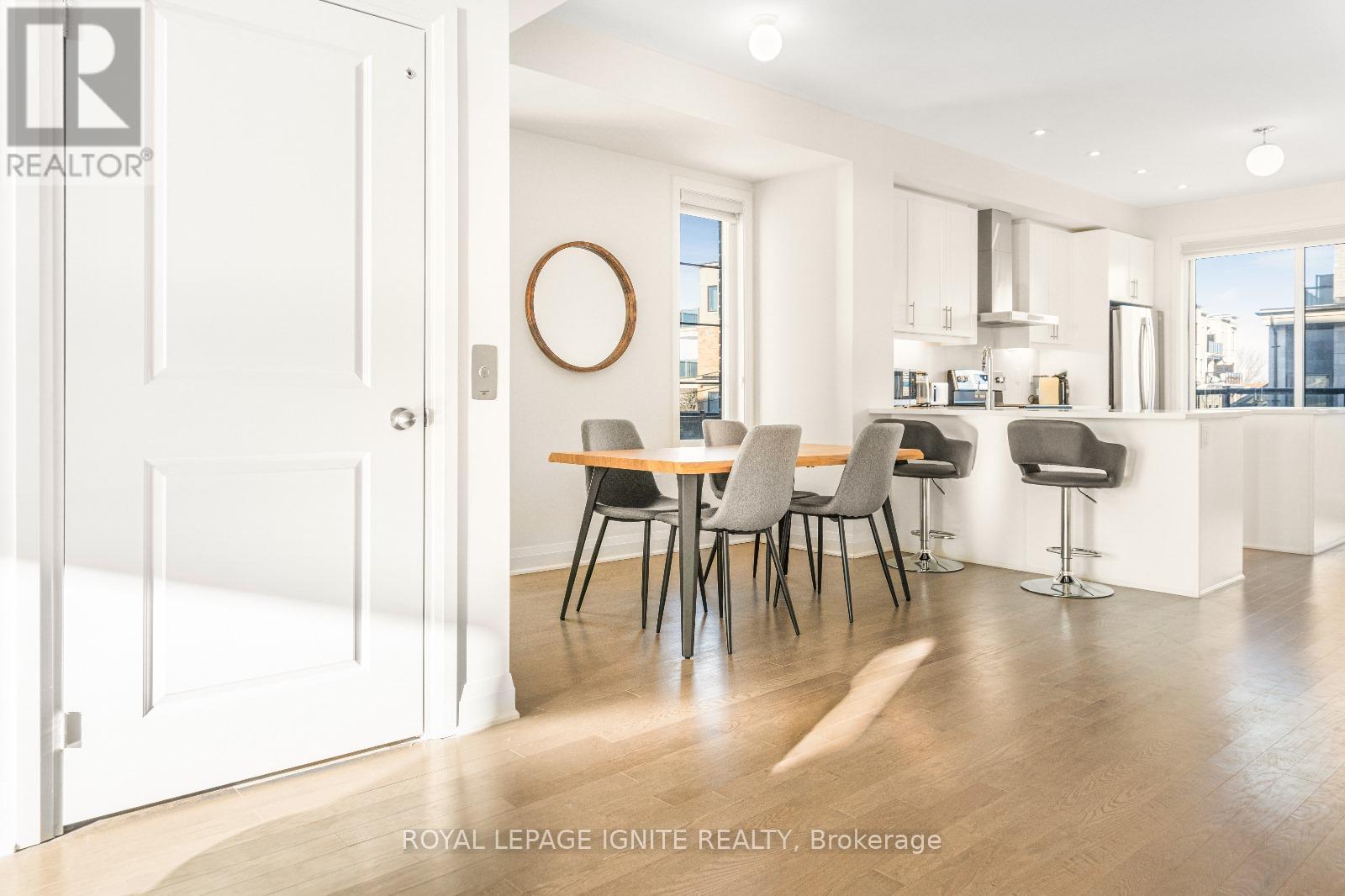 Photo 17 of 567 Port Darlington Road, Clarington ON