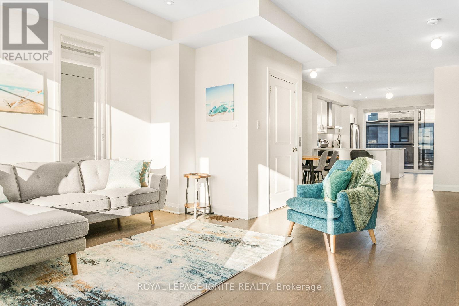 Photo 3 of 567 Port Darlington Road, Clarington ON