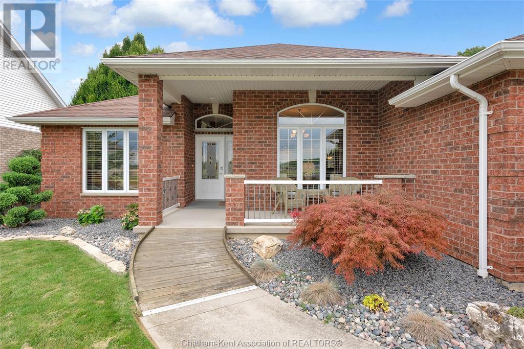 Photo 2 of 75 Henry O Way, Chatham ON