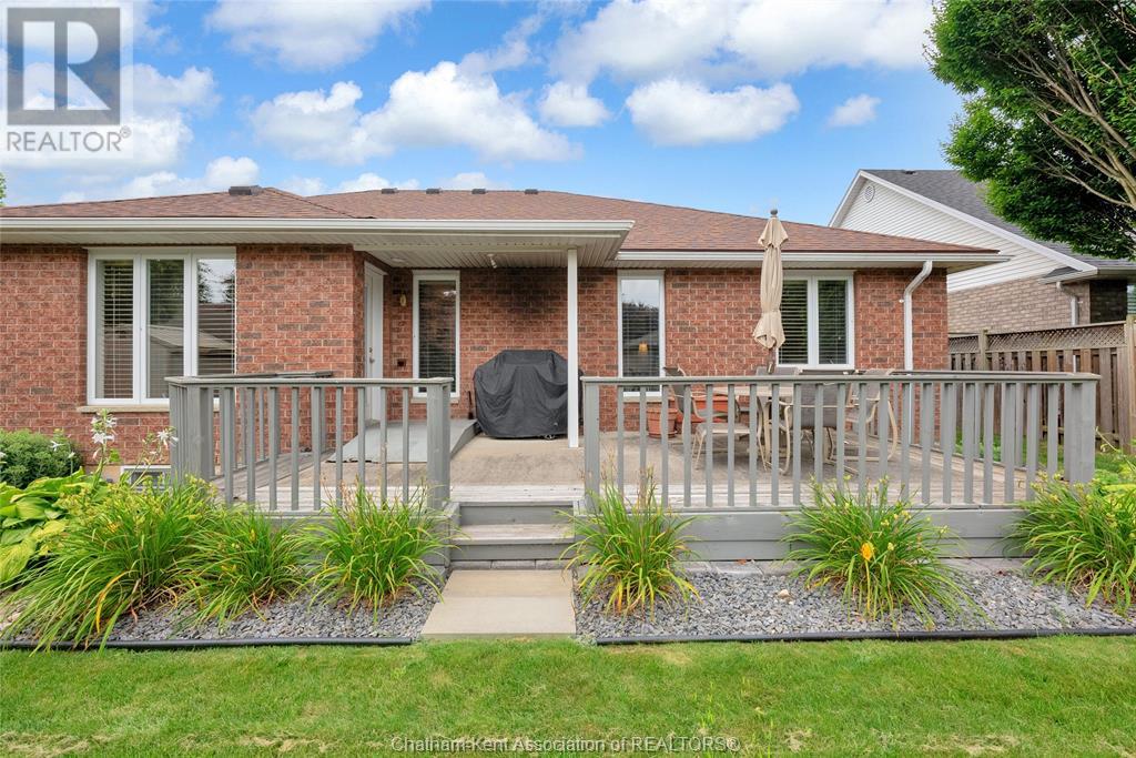 Photo 44 of 75 Henry O Way, Chatham ON