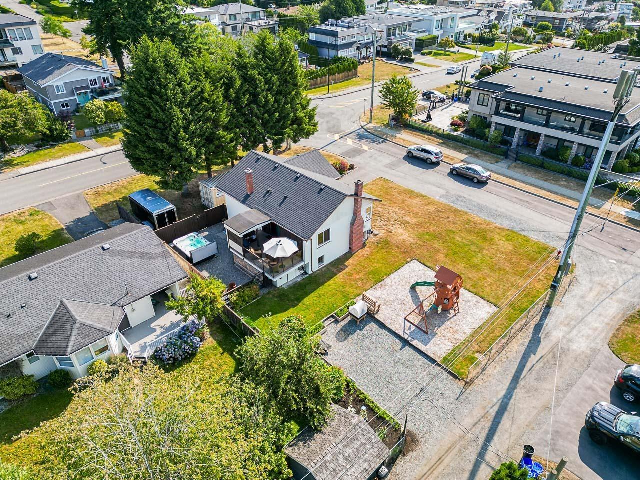 1033 CYPRESS STREET, White Rock