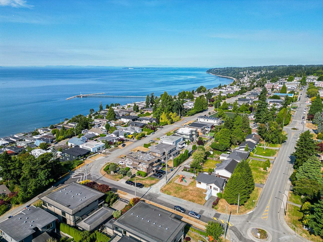 1033 CYPRESS STREET, White Rock