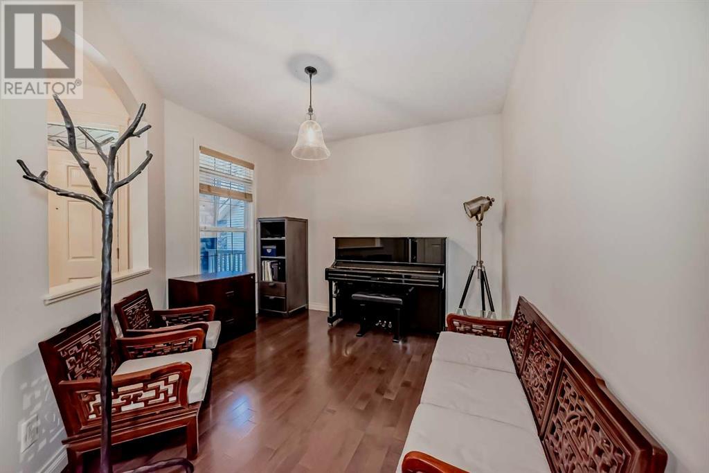 Single Family House for Sale in  Cortina Way SW Springbank Hill Calgary 
