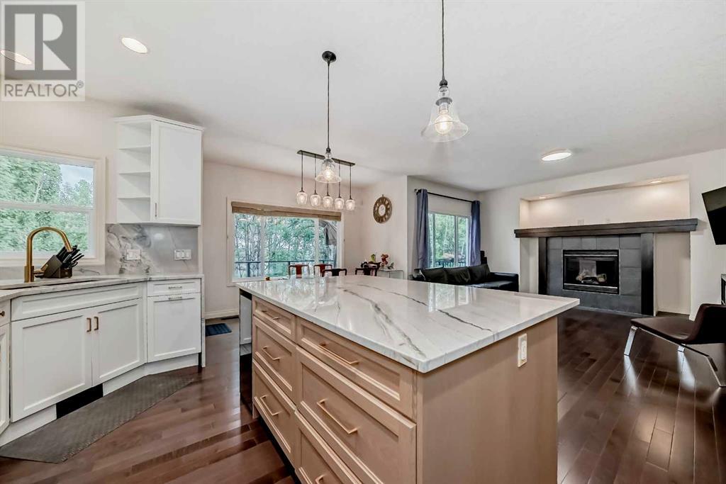 Single Family House for Sale in  Cortina Way SW Springbank Hill Calgary 