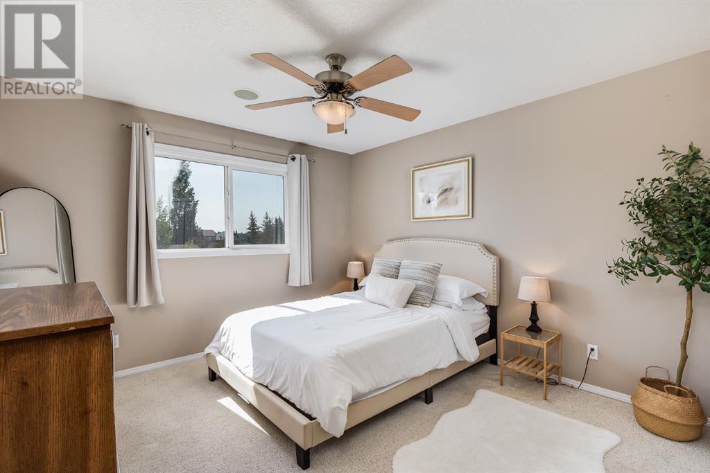 Single Family House 4 Level for Sale in  COPPERFIELD Rise SE Copperfield Calgary 