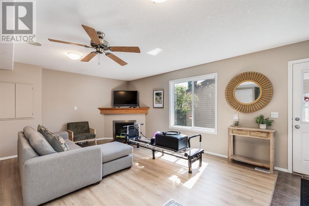 Single Family House 4 Level for Sale in  COPPERFIELD Rise SE Copperfield Calgary 