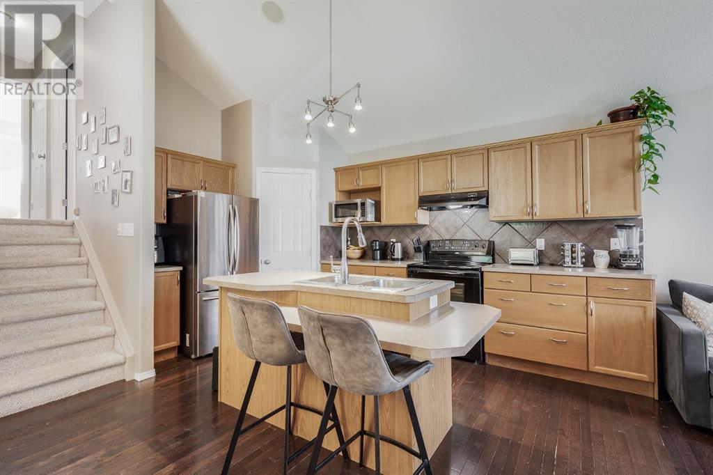 Single Family House 4 Level for Sale in  COPPERFIELD Rise SE Copperfield Calgary 