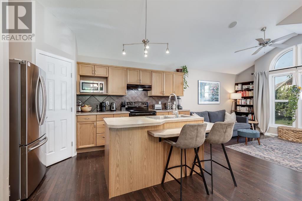 Single Family House 4 Level for Sale in  COPPERFIELD Rise SE Copperfield Calgary 