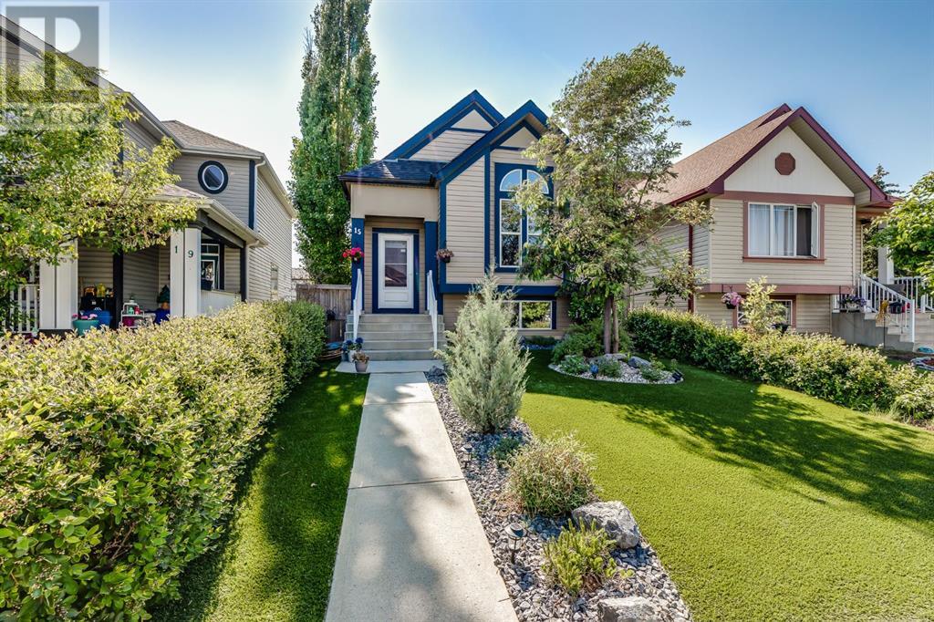 Single Family House 4 Level for Sale in  COPPERFIELD Rise SE Copperfield Calgary 
