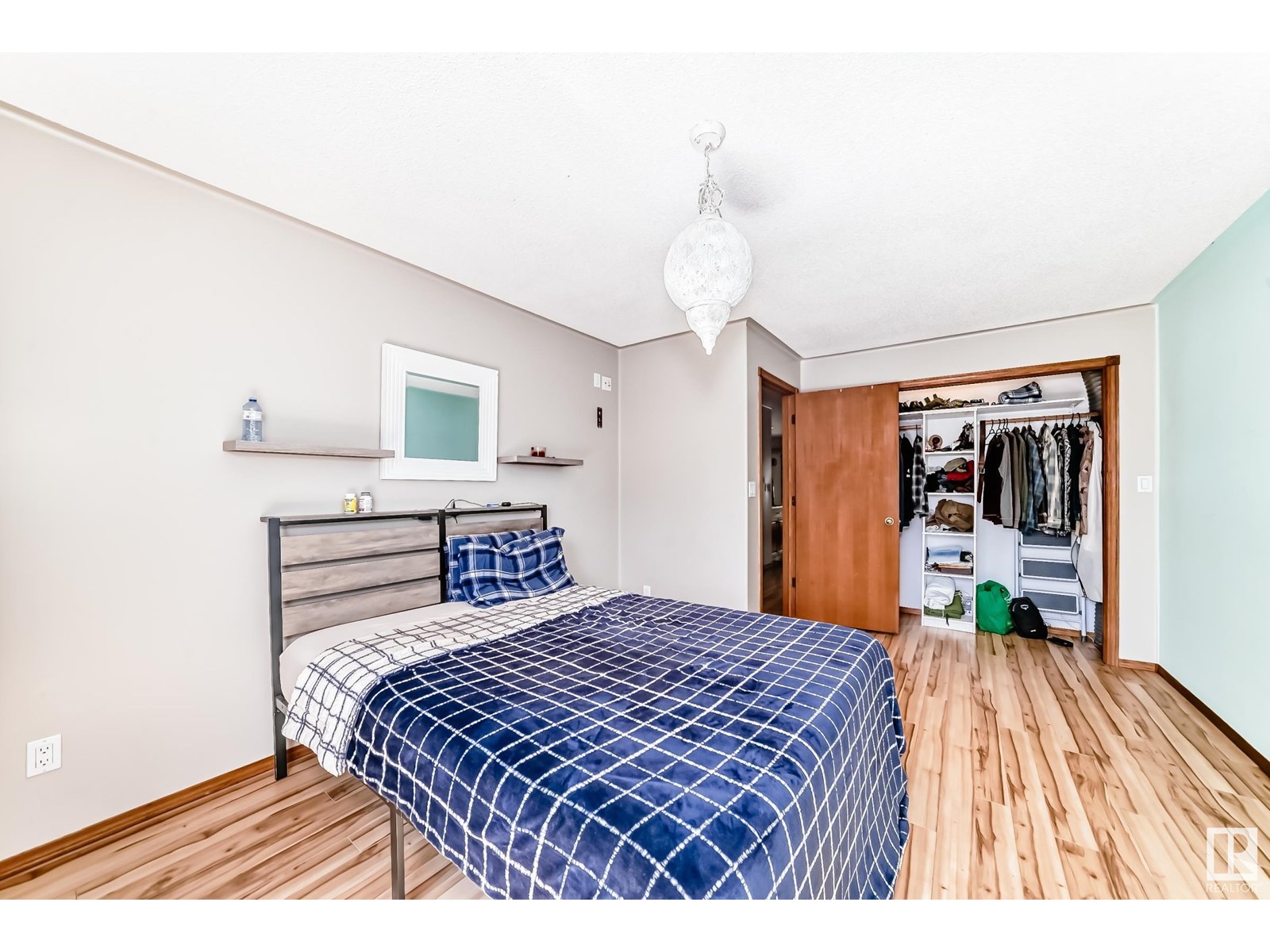 Photo 32 of 10511 128 A Av Nw, Edmonton AB
