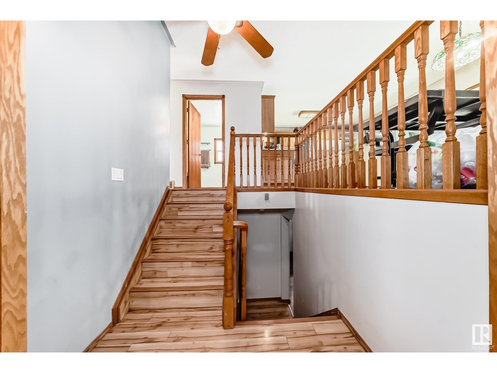 Photo 2 of 10511 128 A Av Nw, Edmonton AB