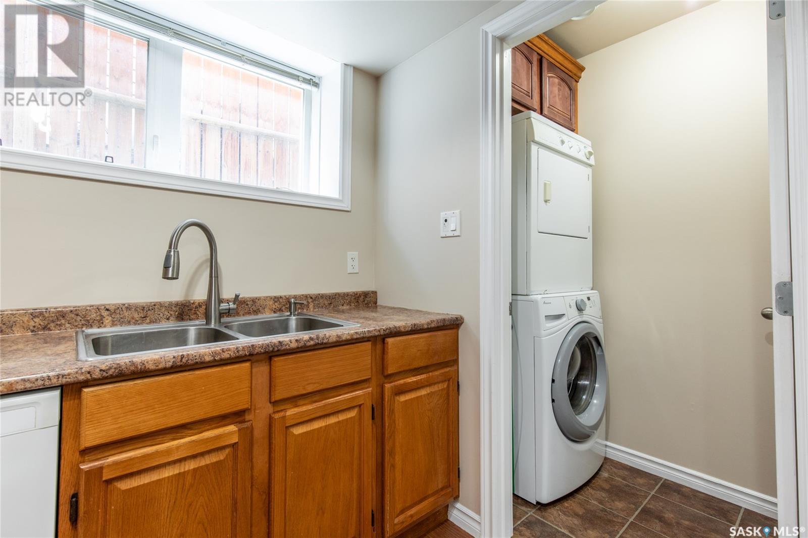 Photo 11 of 30 Carrington Drive, Moose Jaw SK
