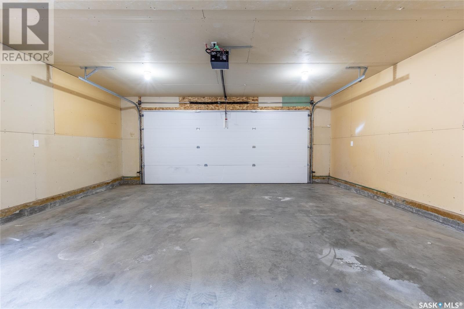 Photo 37 of 30 Carrington Drive, Moose Jaw SK