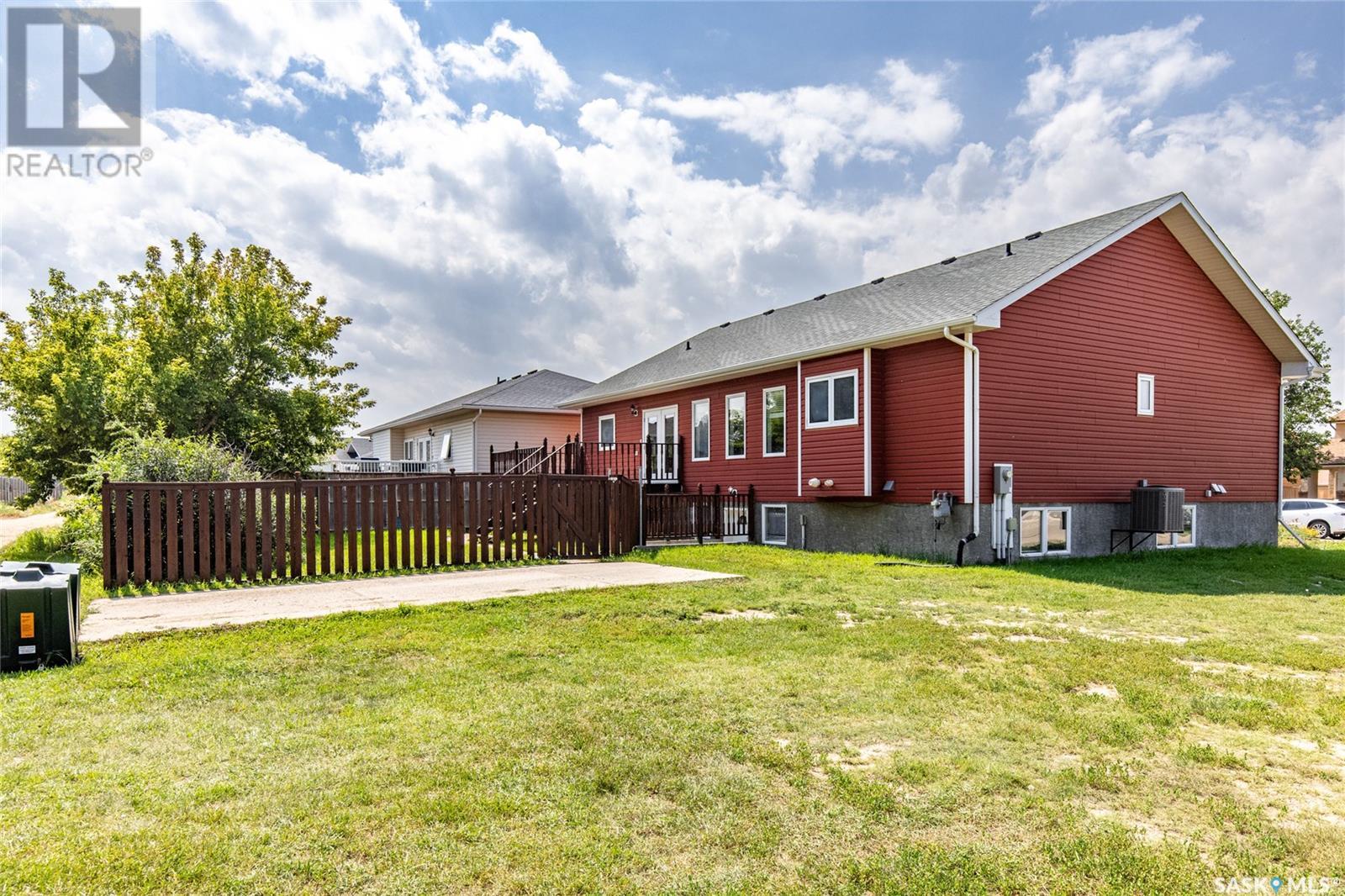 Photo 18 of 30 Carrington Drive, Moose Jaw SK