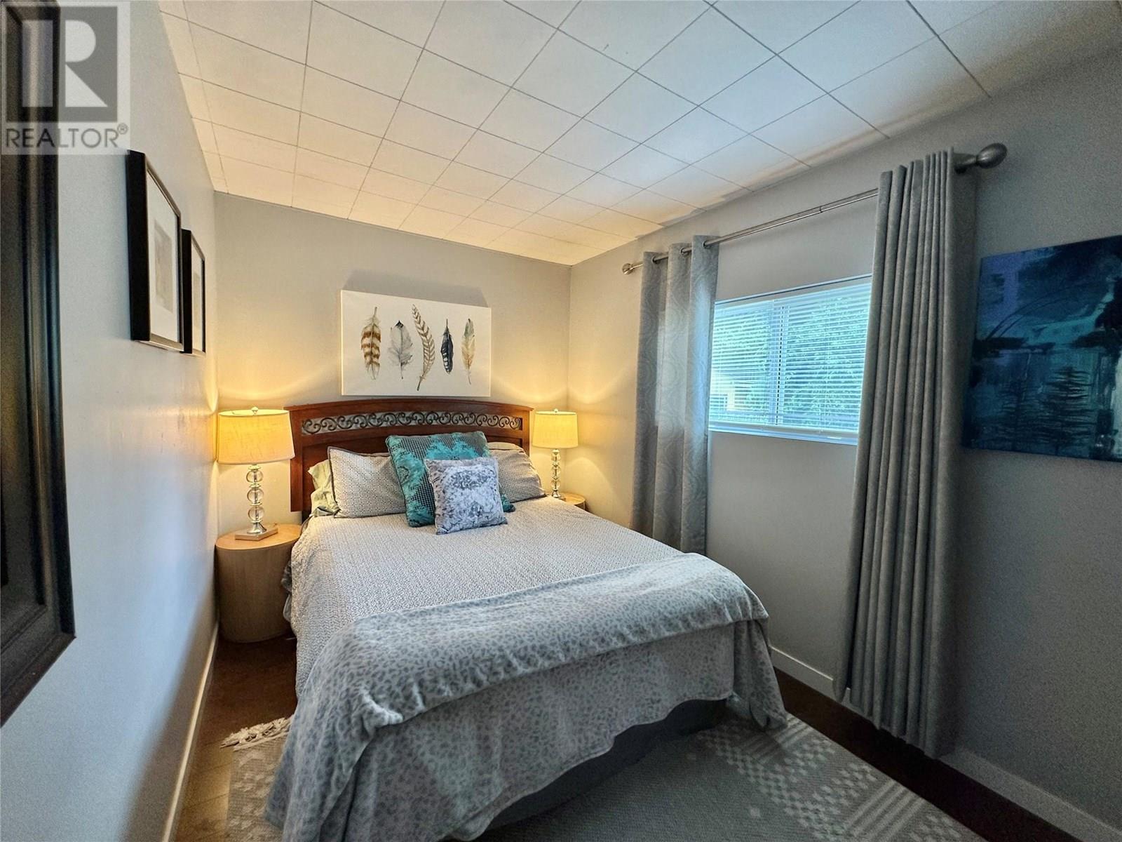 2146 newton Road - 10
