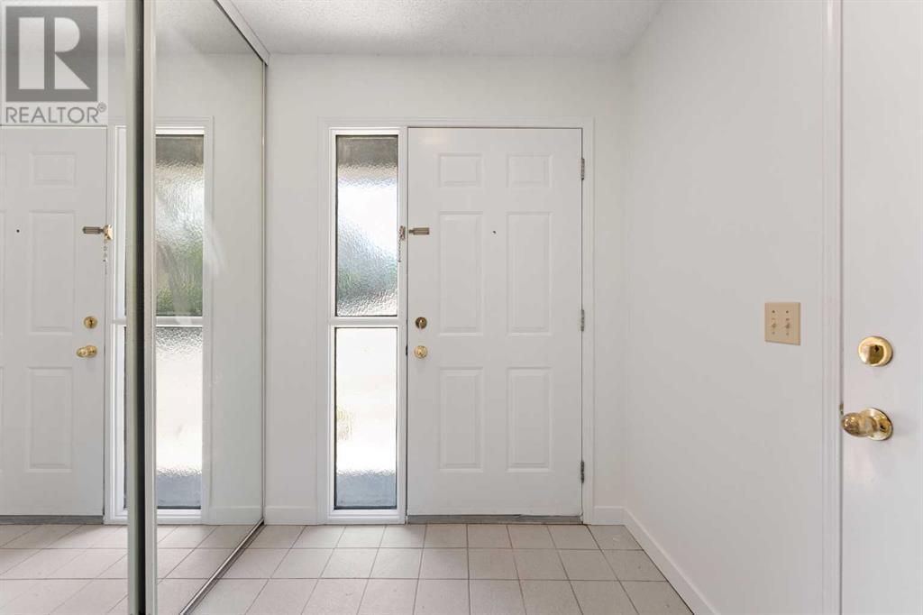 Single Family House for Sale in  Coachway Gardens SW Coach Hill Calgary 