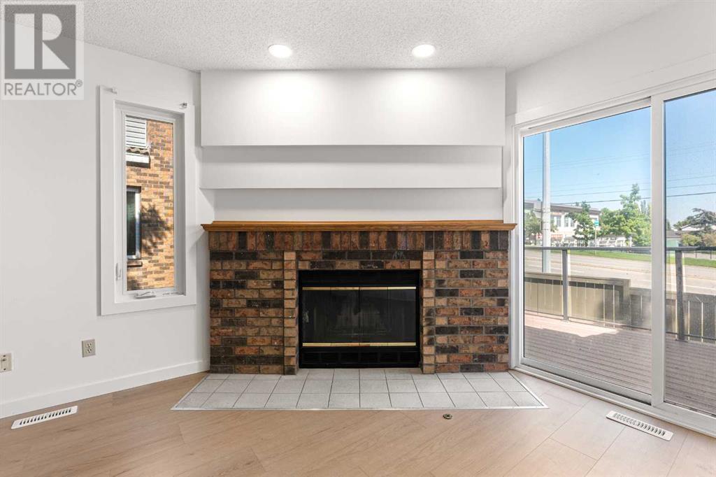 Single Family House for Sale in  Coachway Gardens SW Coach Hill Calgary 