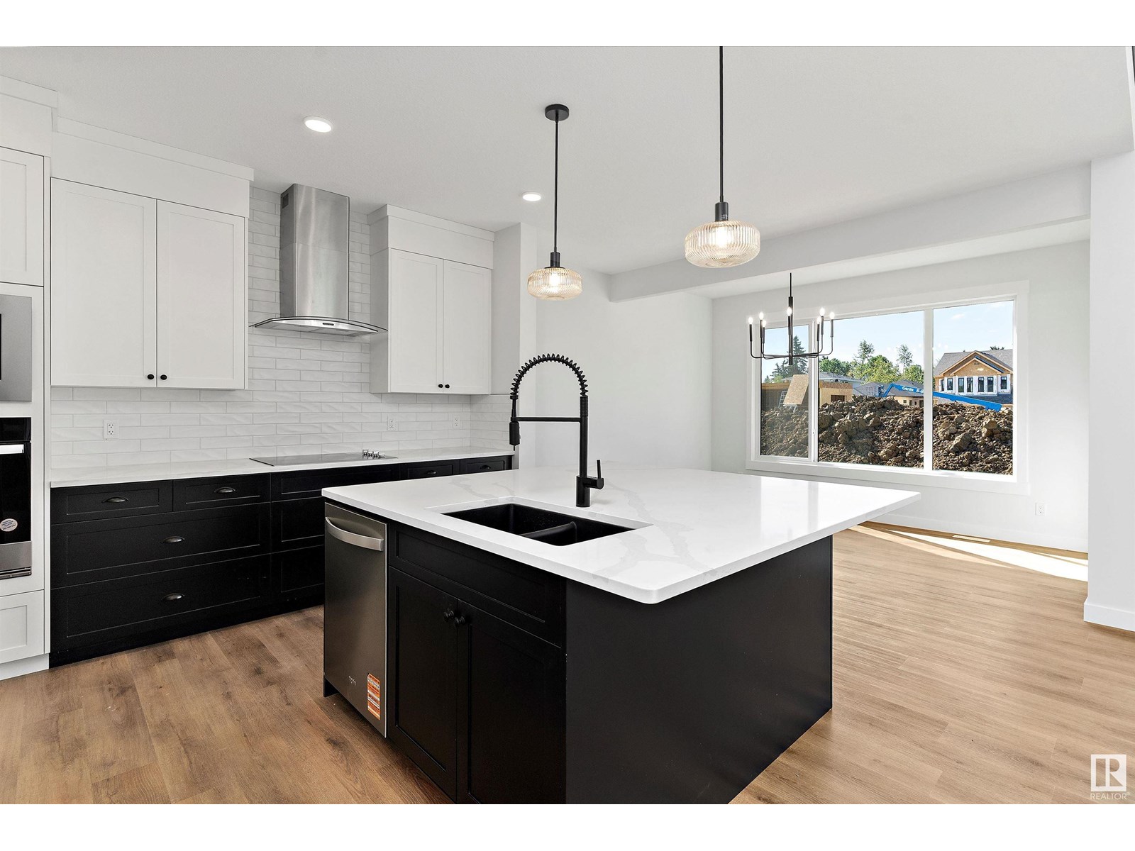 Photo 8 of 22 Newbury Ci Nw, Sherwood Park AB
