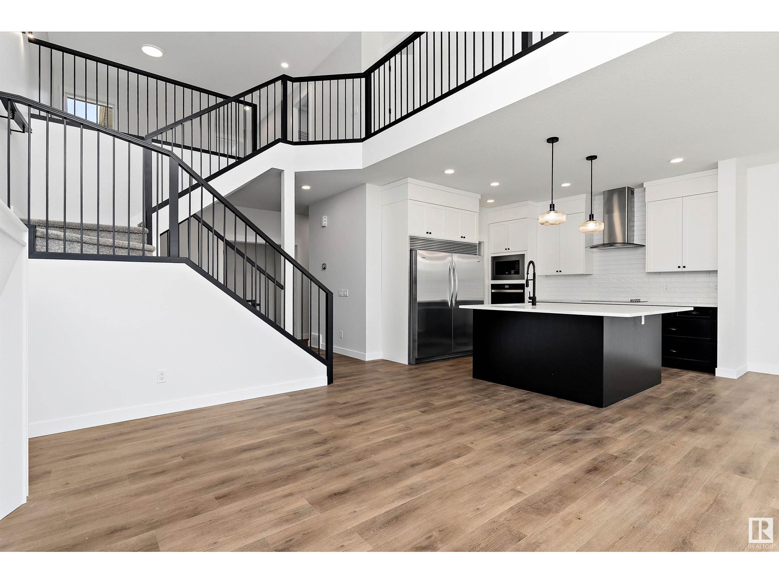 Photo 5 of 22 Newbury Ci Nw, Sherwood Park AB
