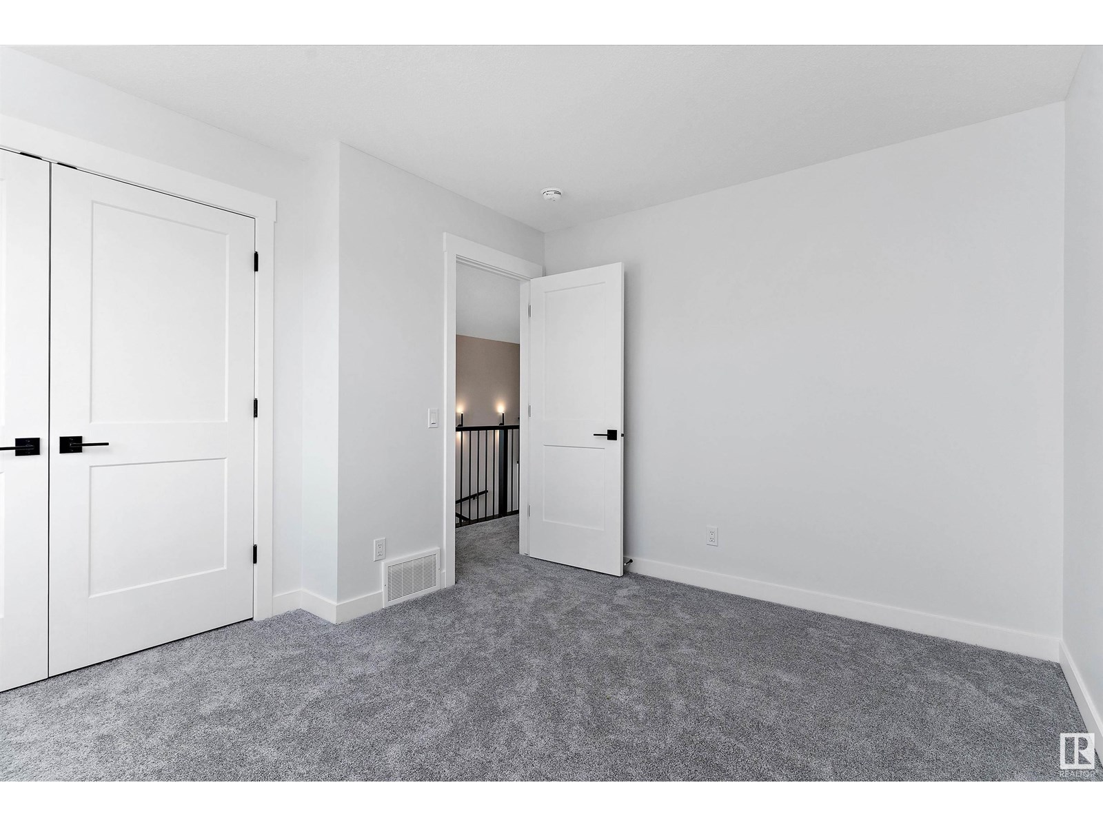 Photo 20 of 22 Newbury Ci Nw, Sherwood Park AB