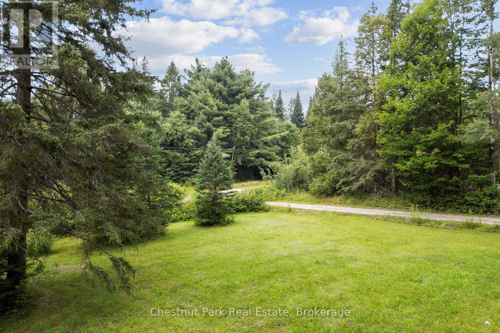Photo 35 of 59 Crockford Lane, Huntsville ON