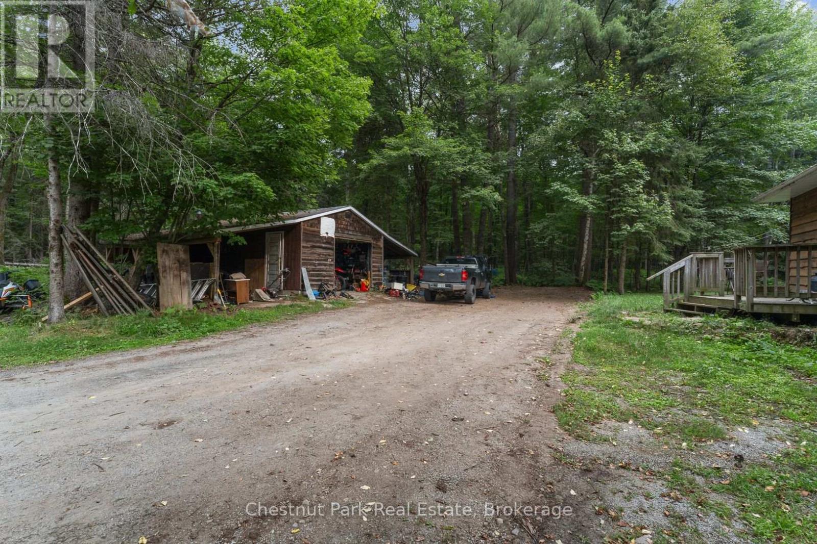 Photo 38 of 59 Crockford Lane, Huntsville ON