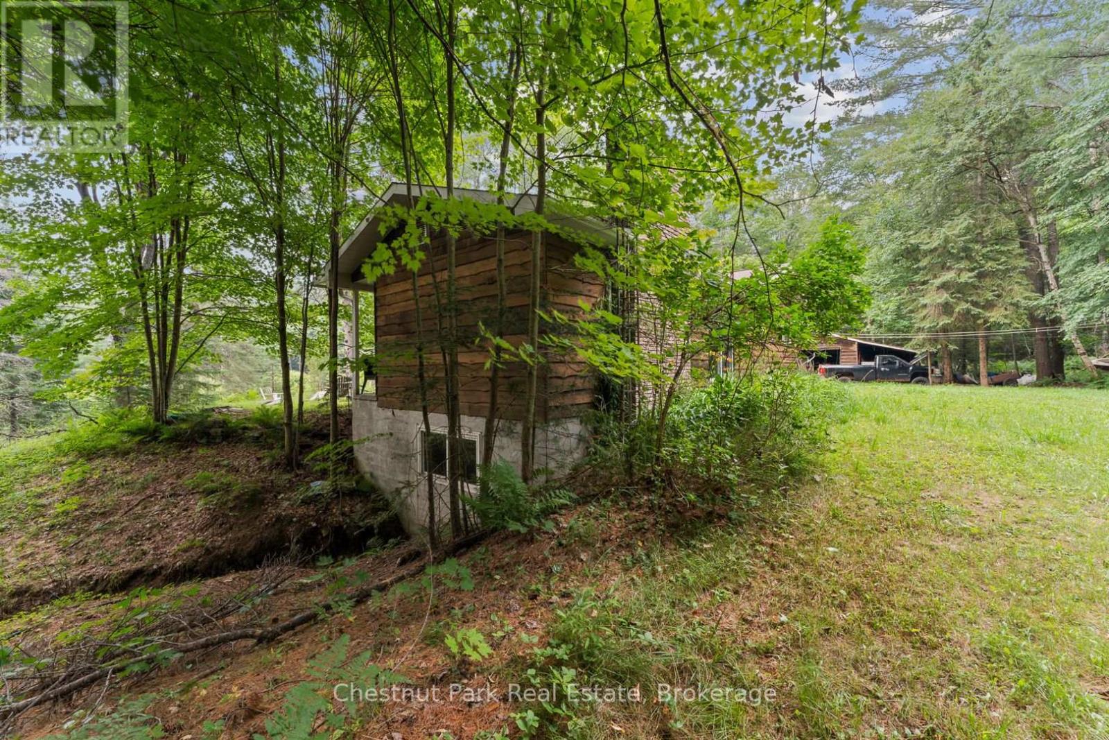 Photo 39 of 59 Crockford Lane, Huntsville ON