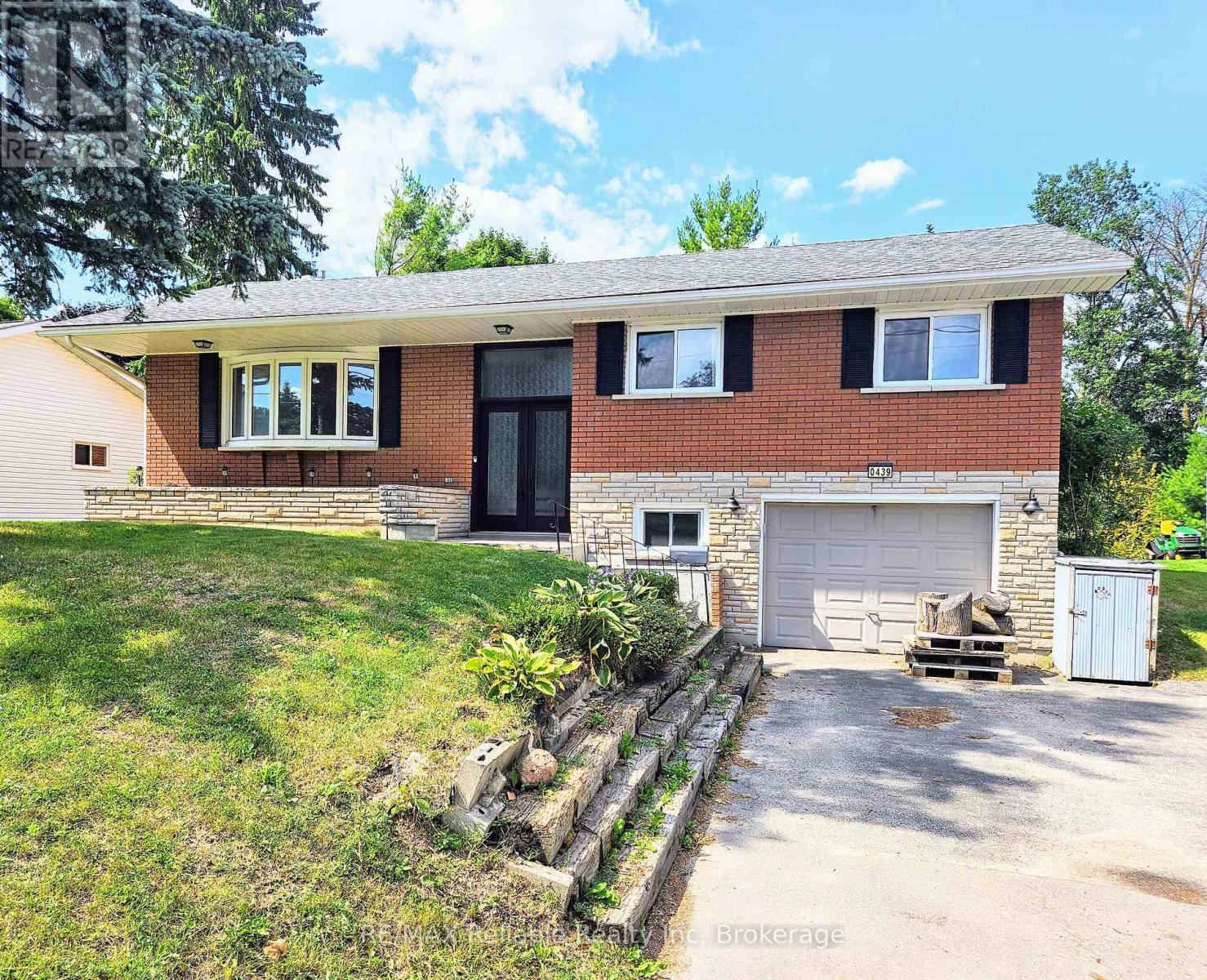 Photo 2 of 439 Queen Street E, Wellington North ON
