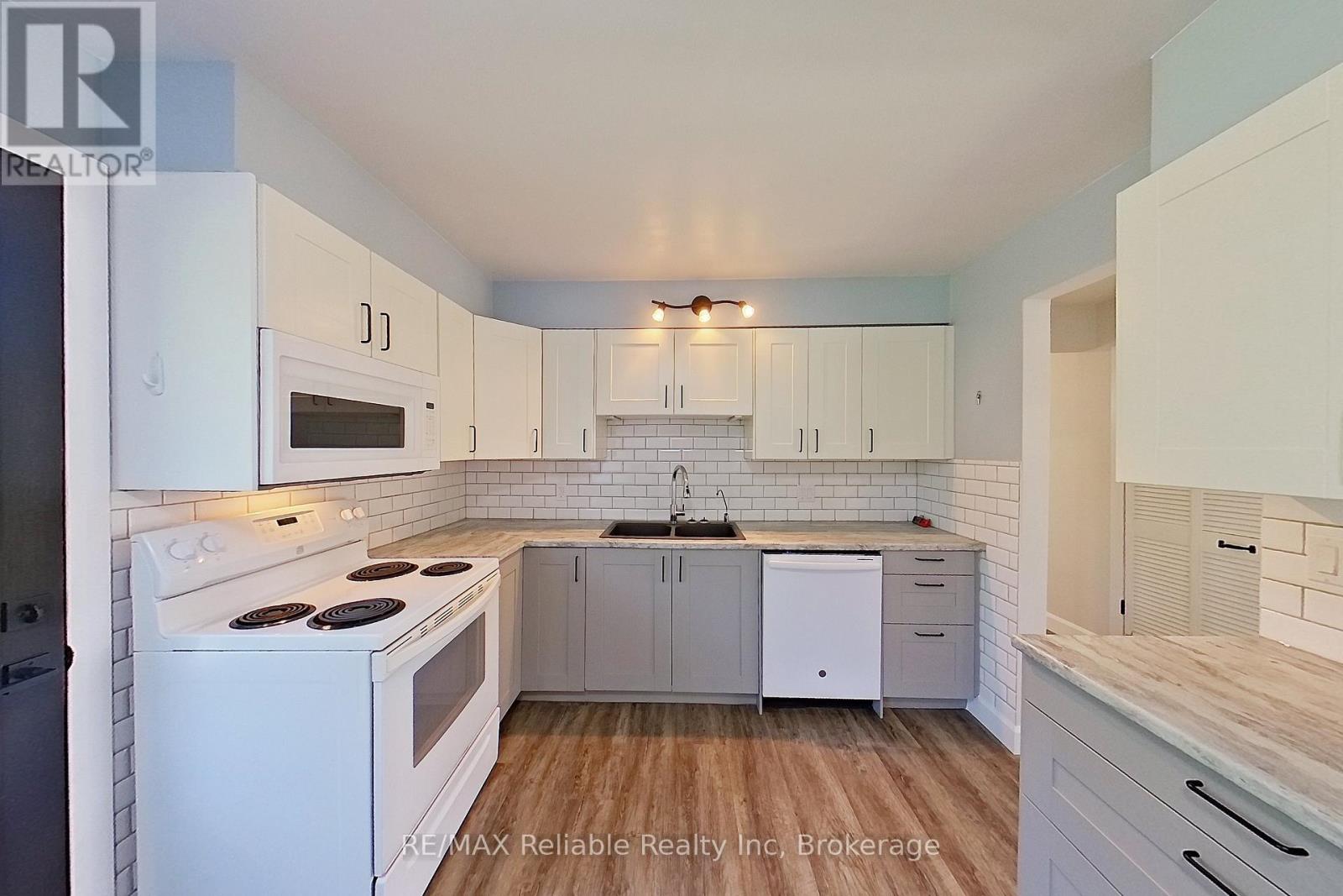 Photo 3 of 439 Queen Street E, Wellington North ON