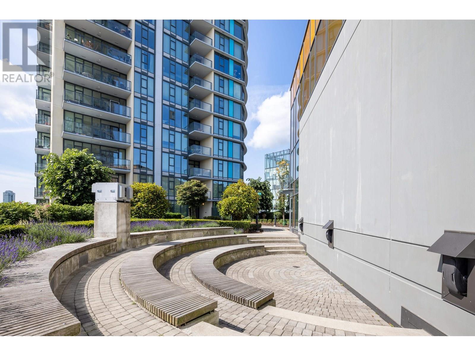Photo 33 of 1210 7388 Kingsway, Burnaby BC