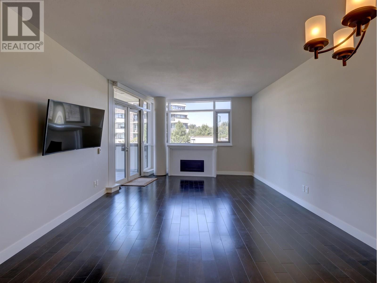 306 5665 TEREDO STREET, Sechelt