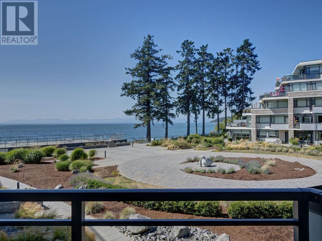 306 5665 TEREDO STREET, Sechelt