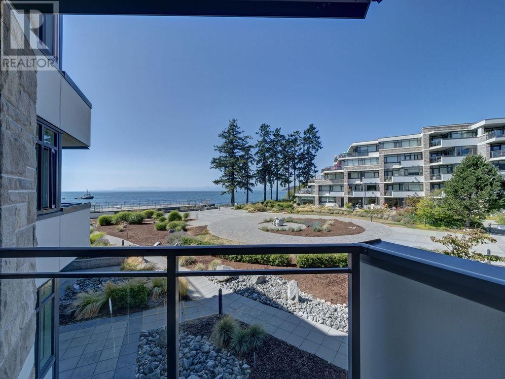 306 5665 TEREDO STREET, Sechelt