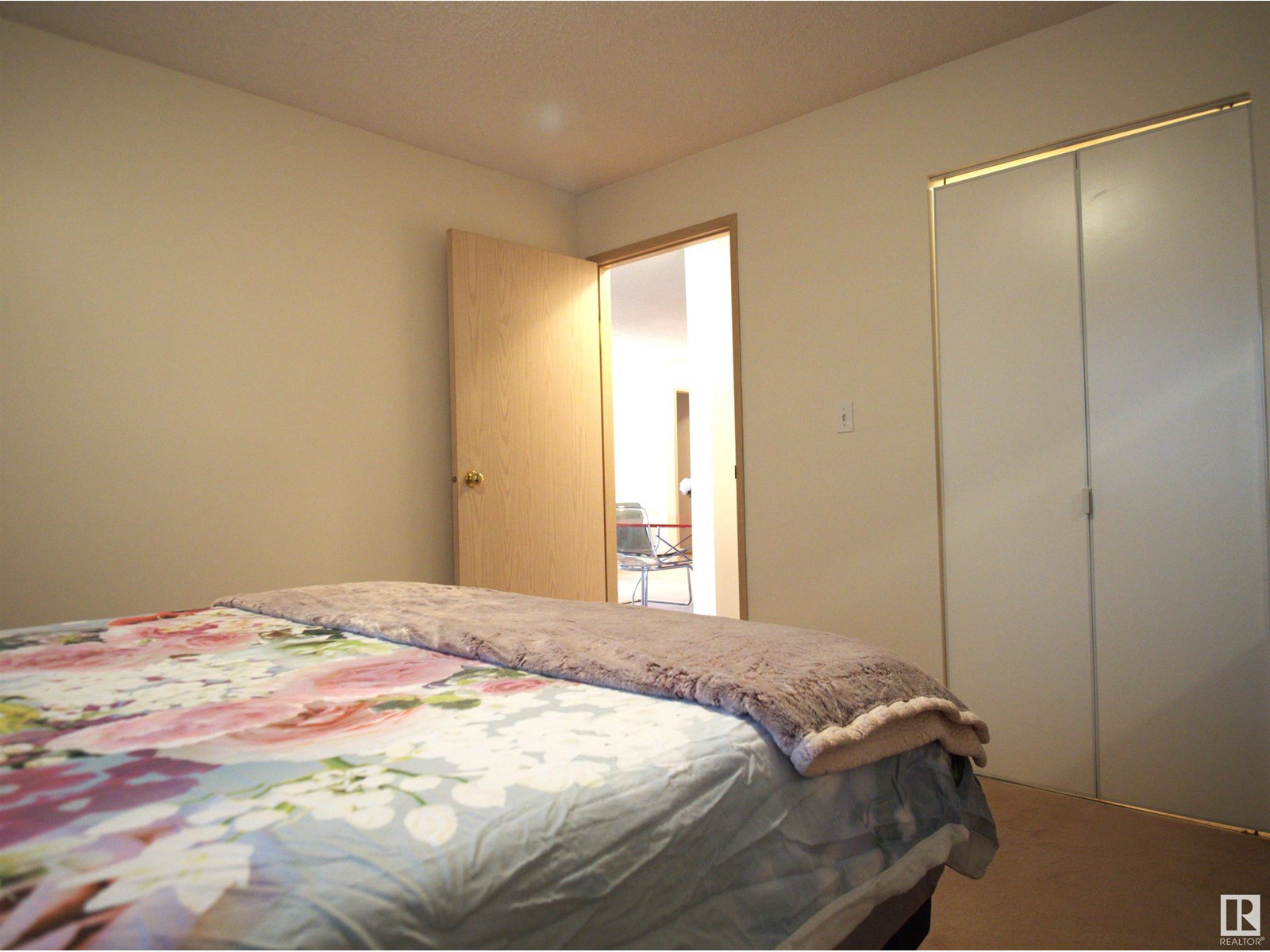 Photo 70 of 434 2520 50 St Nw, Edmonton AB