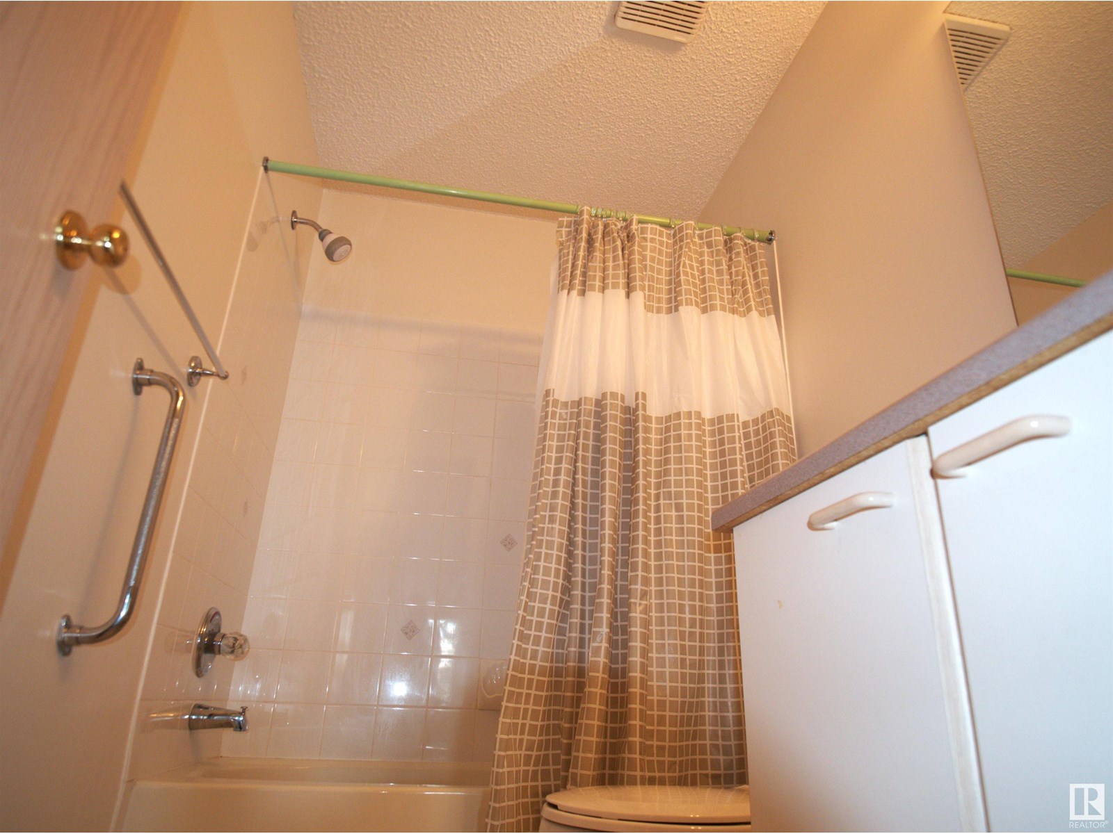 Photo 15 of 434 2520 50 St Nw, Edmonton AB