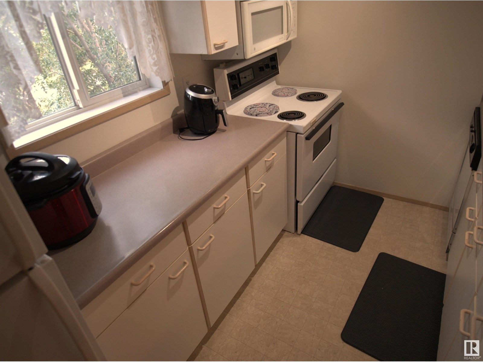 Photo 43 of 434 2520 50 St Nw, Edmonton AB