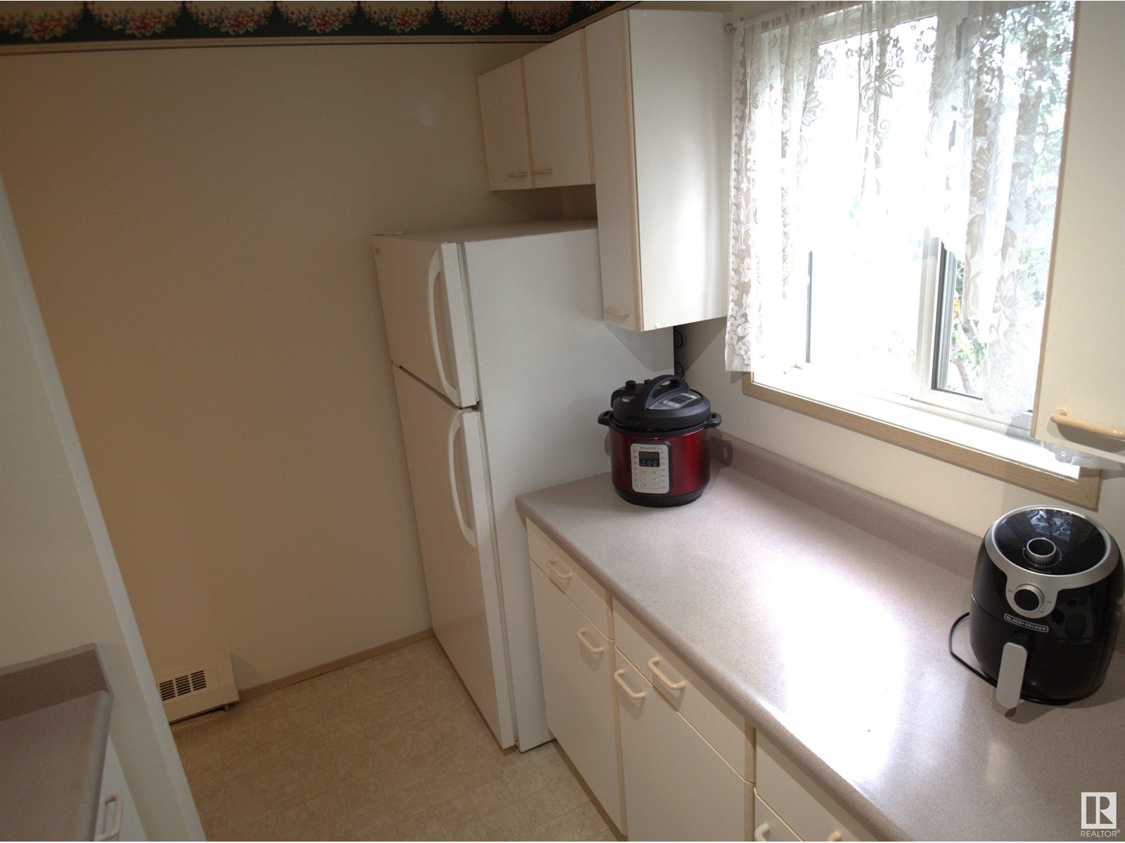 Photo 63 of 434 2520 50 St Nw, Edmonton AB