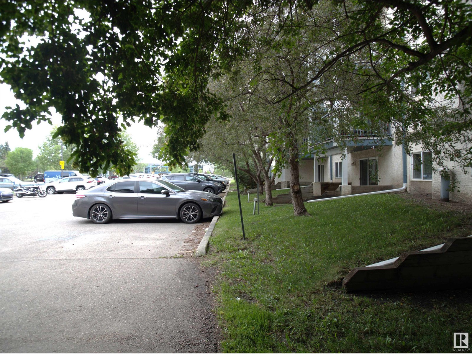 Photo 22 of 434 2520 50 St Nw, Edmonton AB